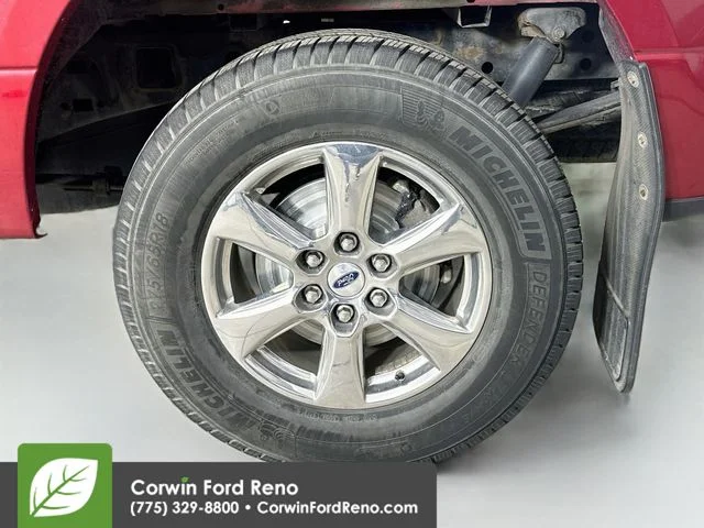 Used 2019 Ruby Red Metallic Tinted Clearcoat Ford XLT image 31