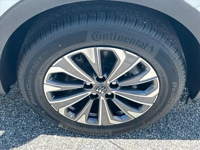 New 2026 Iridescent White Tricoat Buick Preferred image 15