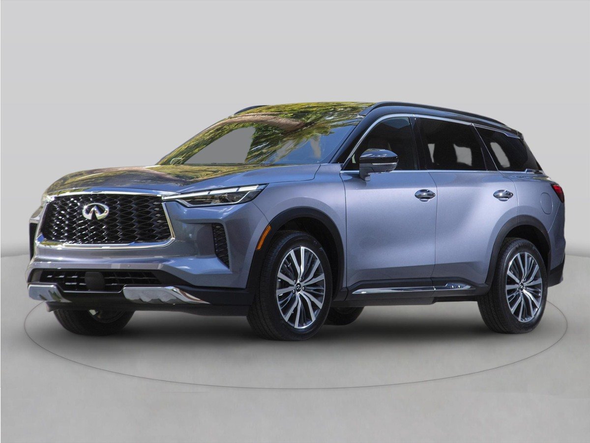 Used 2022 White INFINITI Sensory image 1