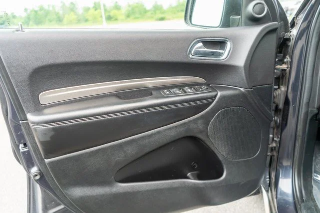 Used 2015 Steel Metallic Dodge SXT image 17