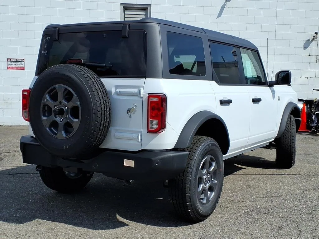 New 2026 Oxford White Ford Big Bend image 4