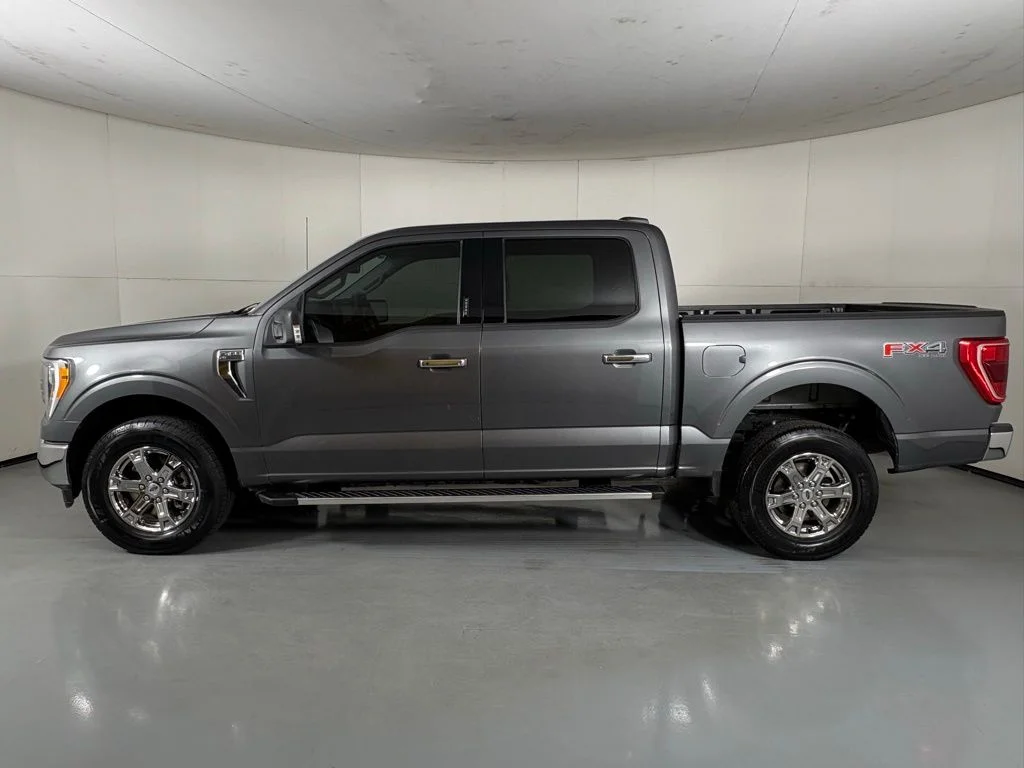 Used 2023 Gray Ford XLT image 5