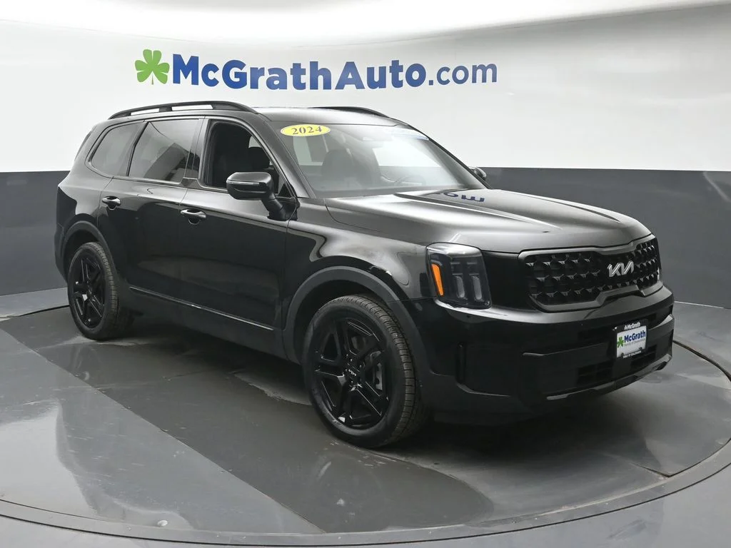 Used 2024 Black Kia EX X-Line image 2