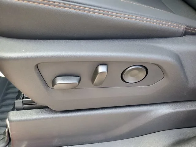 New 2026 Sterling Metallic GMC AT4 image 7