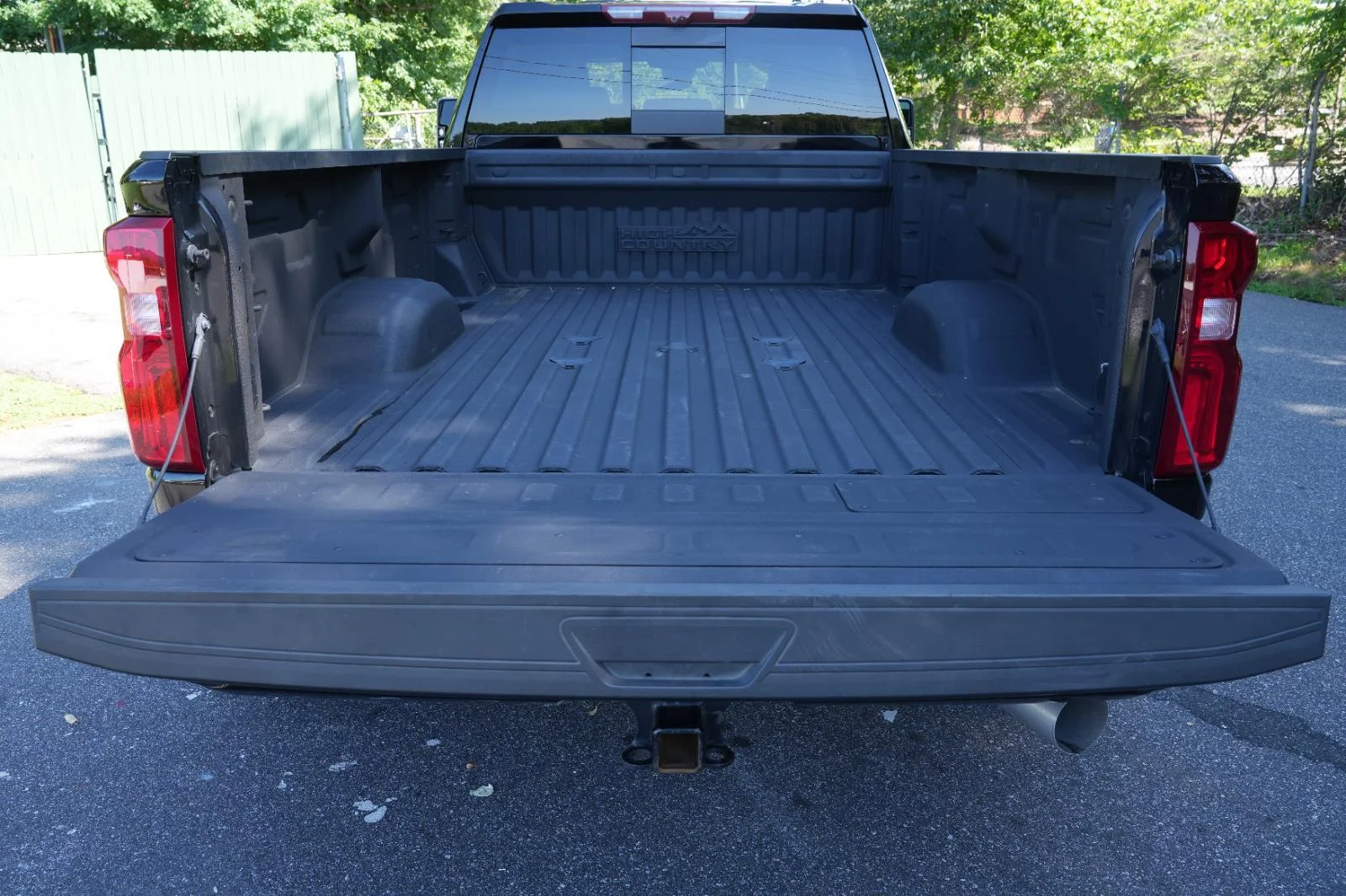 Used 2024 Black Chevrolet High Country DRW image 13