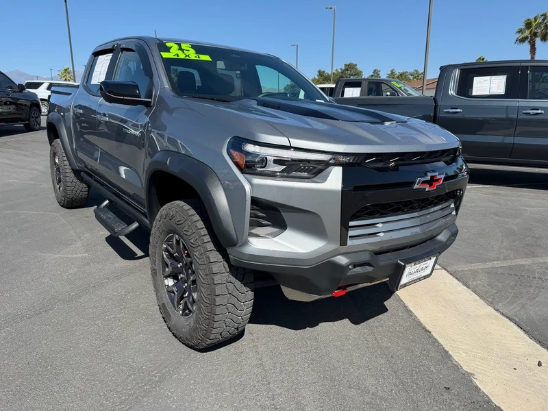 Used 2025 Sterling Gray Metallic Chevrolet ZR2 image 1