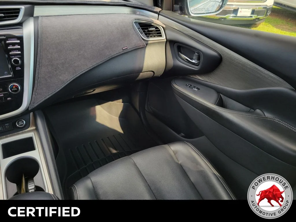 Used 2018 Gray Nissan Platinum image 22