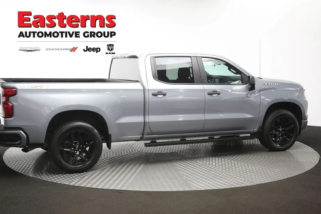 Used 2024 Gray Chevrolet Custom image 44