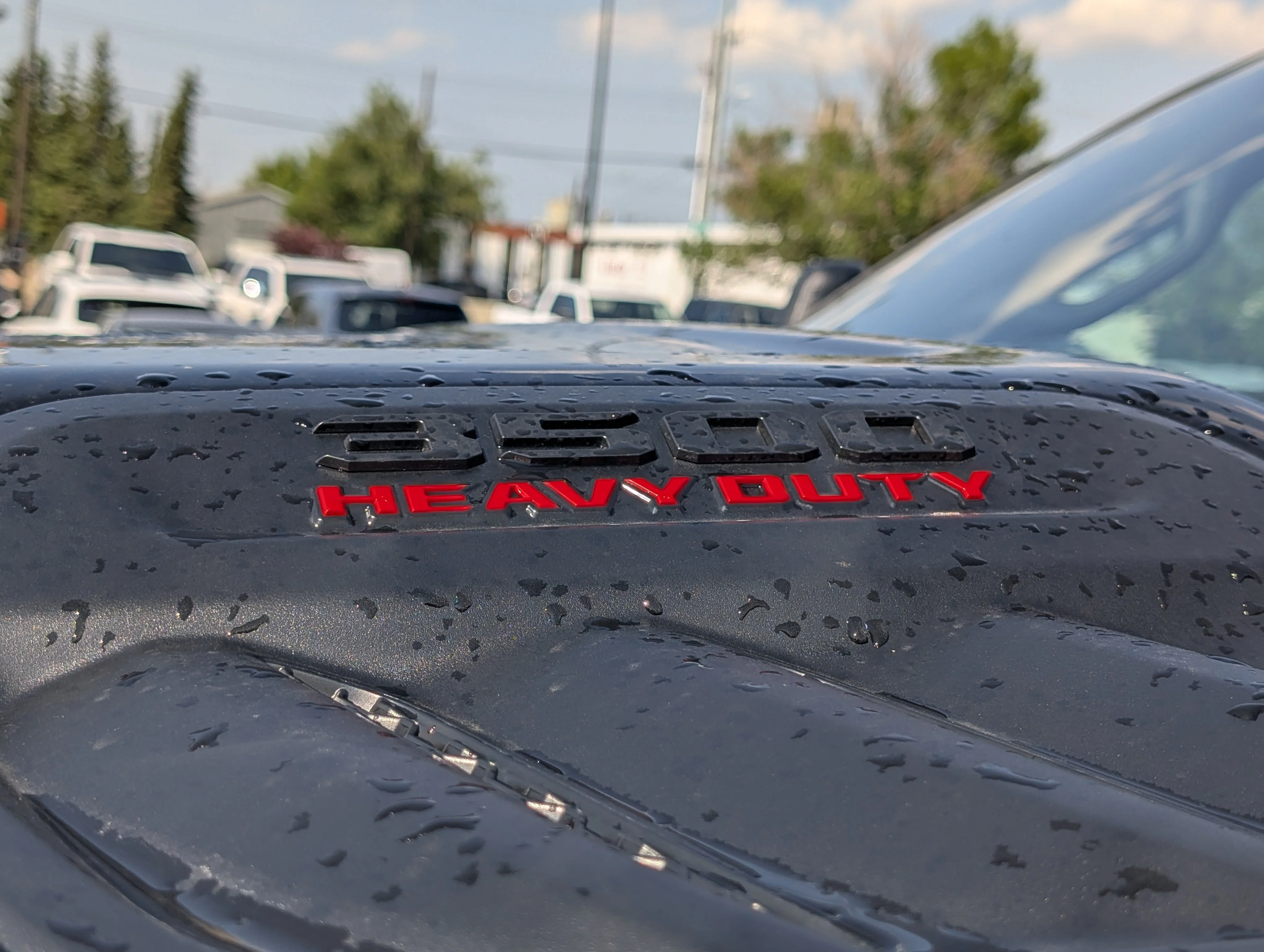 New 2026 Diamond Black Crystal Pearlcoat Ram Laramie image 18