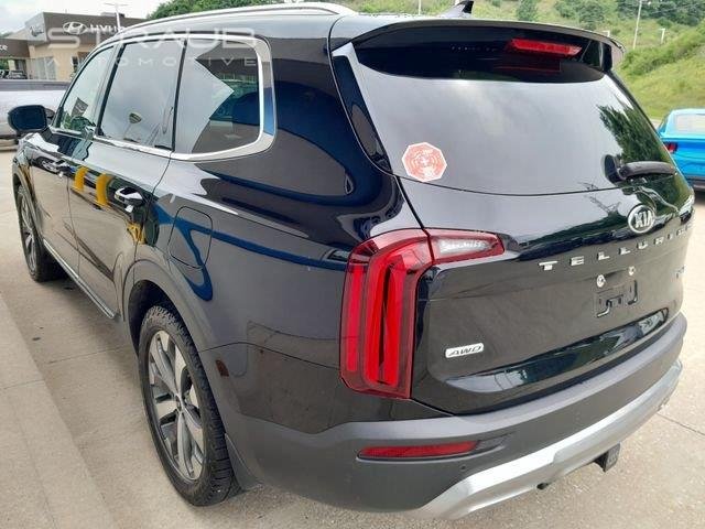 Used 2020 Ebony Black Kia EX image 7