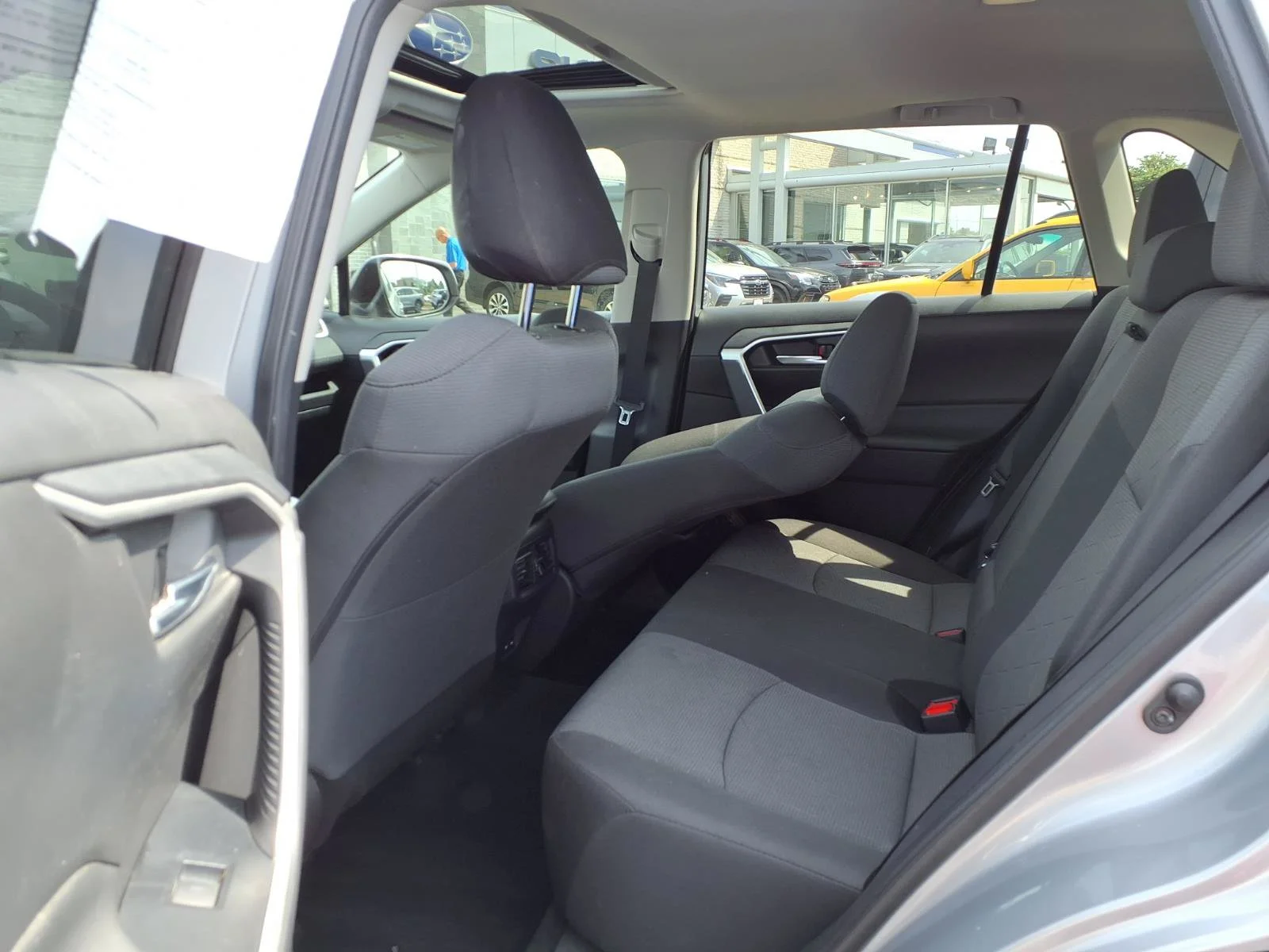 Used 2022 Silver Sky Metallic Toyota XLE image 19