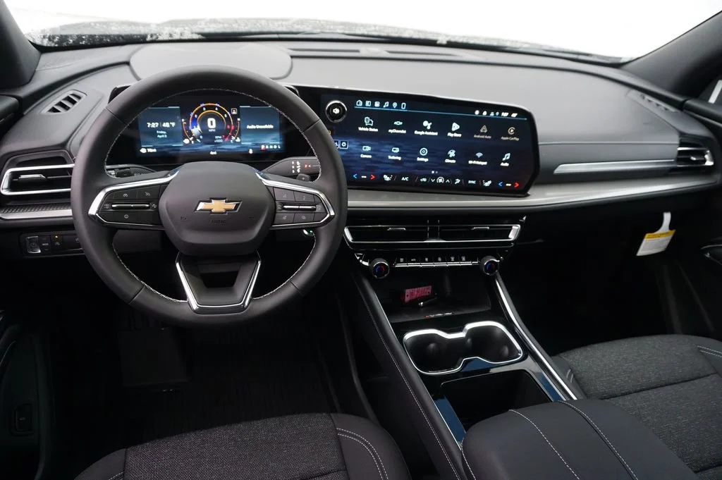 2026 Chevrolet Traverse LT - Photo 12