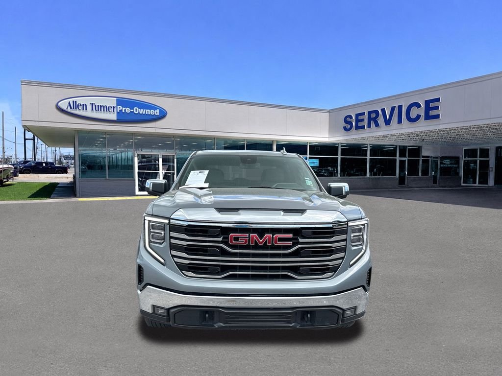Used 2025 Sterling Metallic GMC SLT image 3