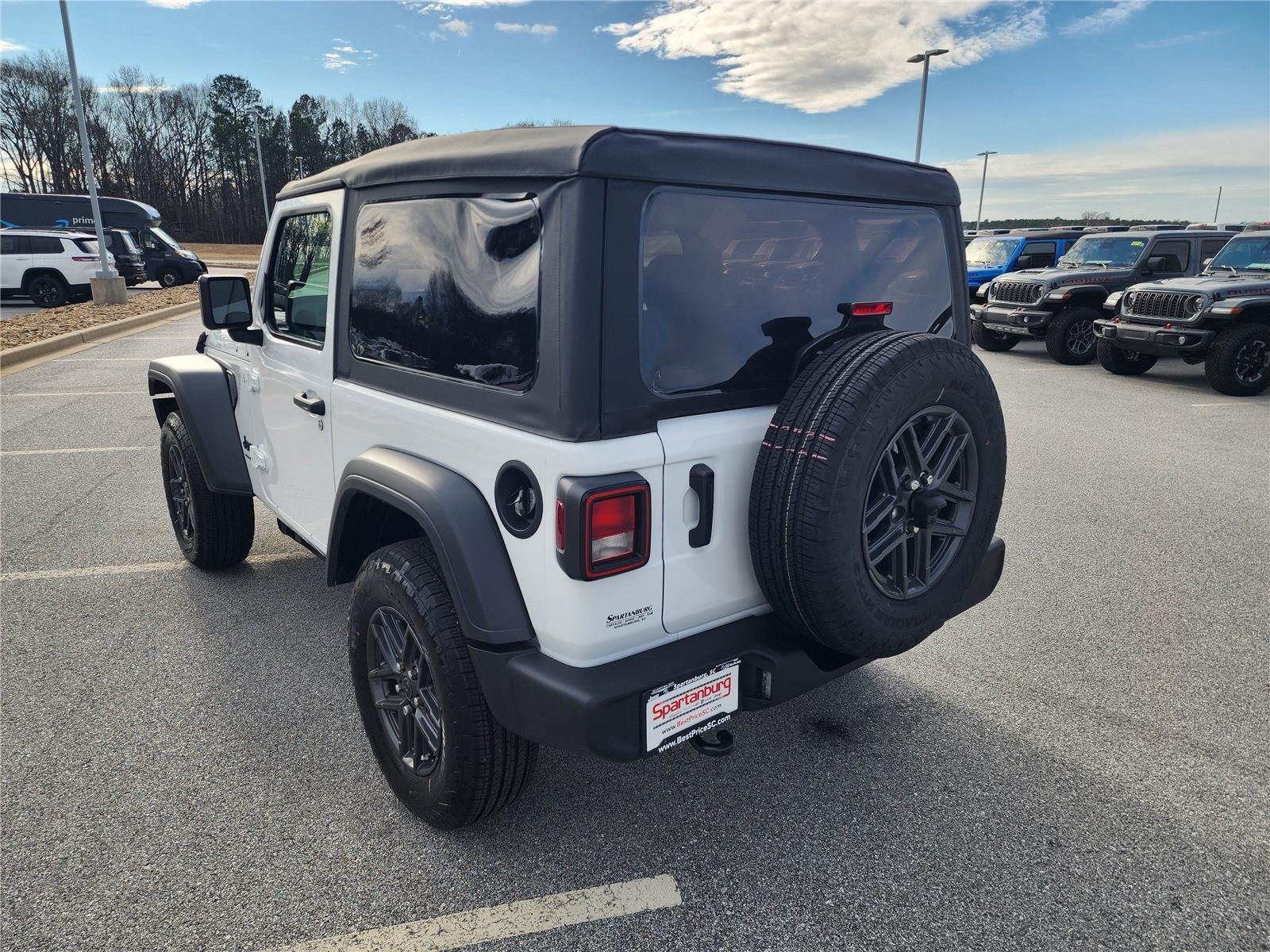New 2026 Bright White Clear-Coat Exterior Paint Jeep Sport image 4