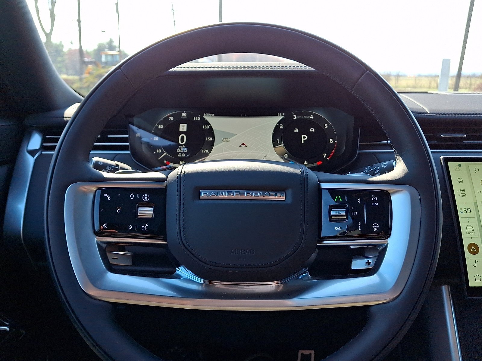 2026 Land Rover Range Rover SE - Photo 17