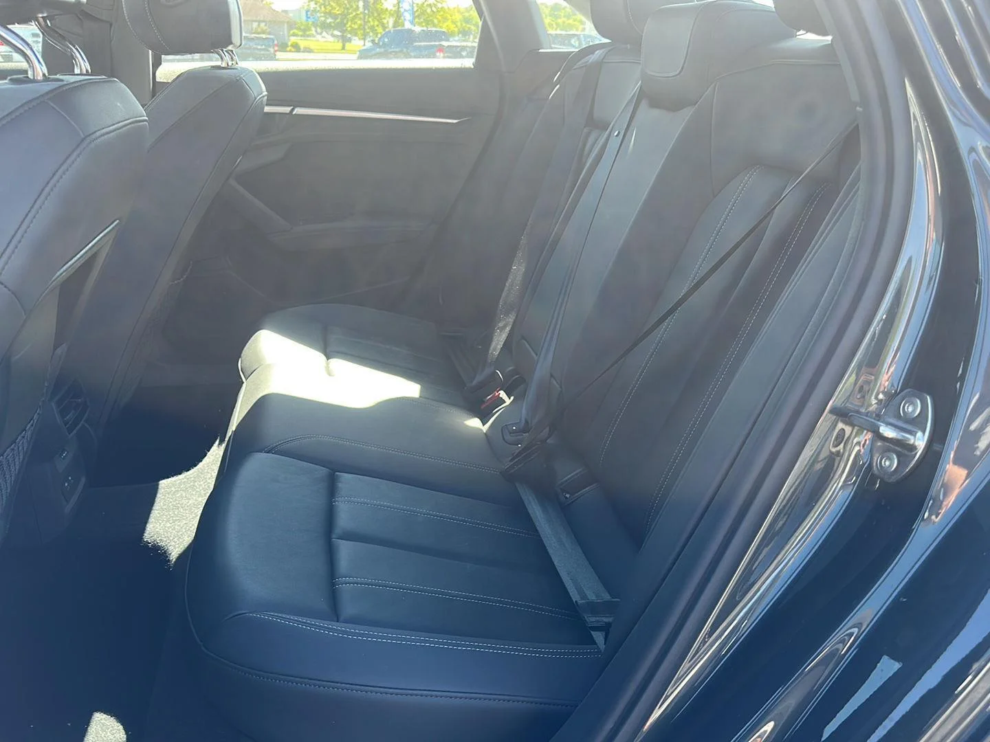 Used 2024 Manhattan Gray Metallic Audi Premium image 10