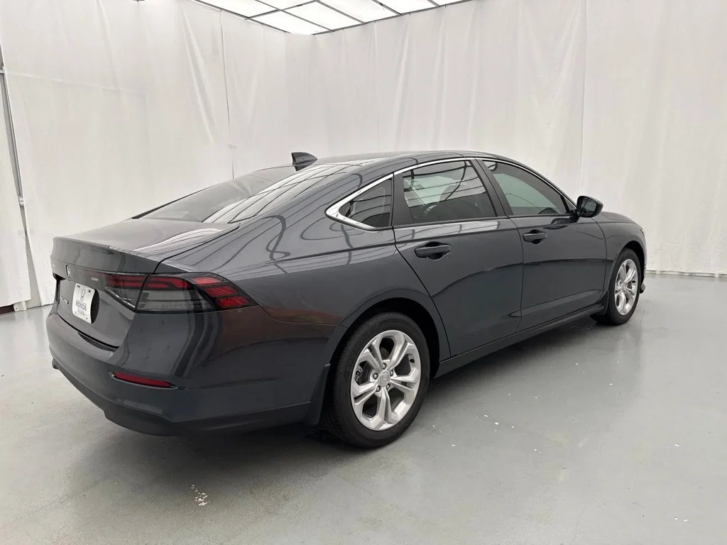New 2026 Meteorite Gray Metallic Honda LX image 12