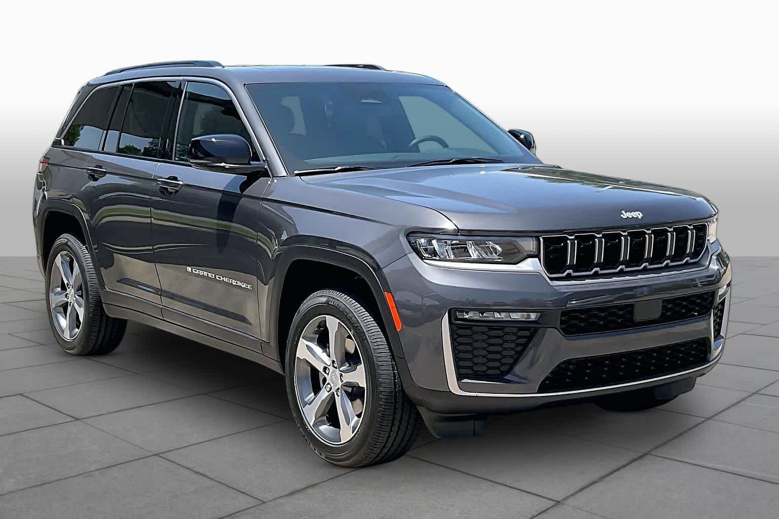 New 2026 Baltic Gray Metallic Clear-Coat Exterior Paint Jeep Limited image 2