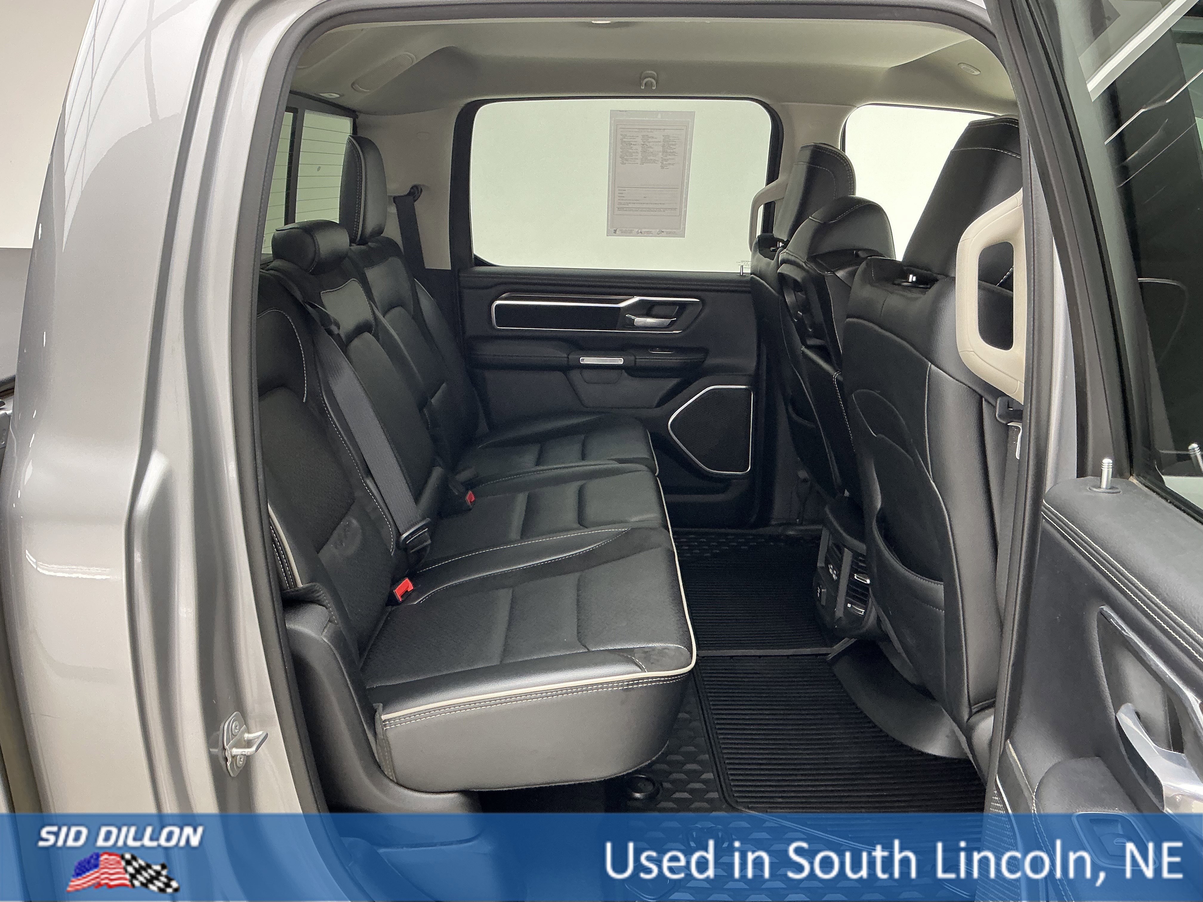 Used 2022 Billet Silver Metallic Clearcoat Ram Laramie image 22
