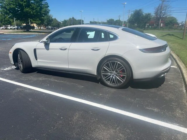 Used 2022 White Porsche 4S image 4