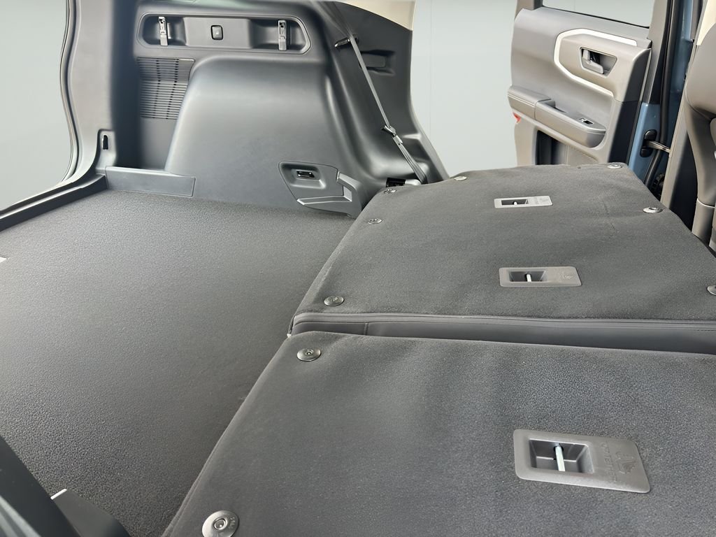 New 2026 Azure Gray Metallic Tri-Coat Ford Outer Banks® image 35