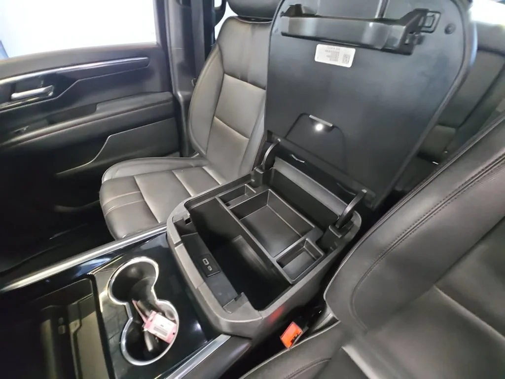 Used 2025 Black Chevrolet RST image 33