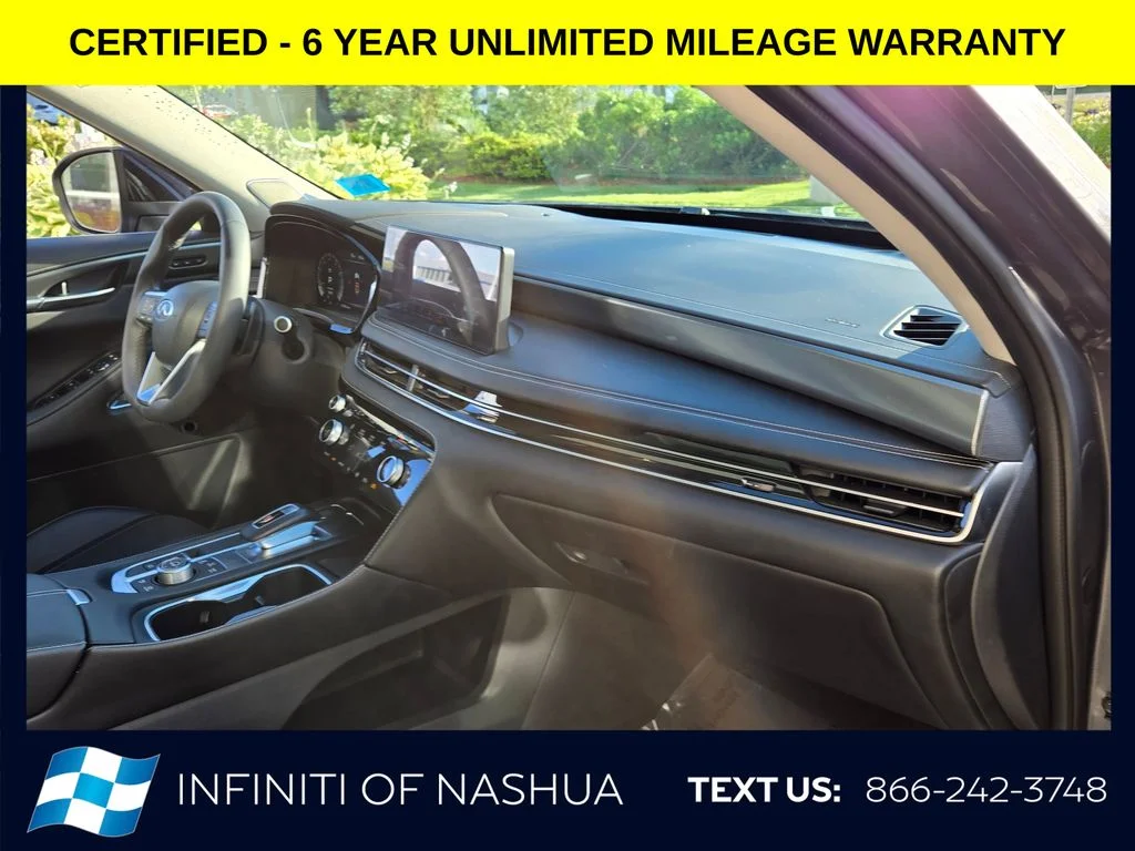 Certified Used 2024 Gray INFINITI LUXE image 19