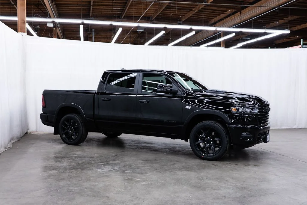 2026 RAM 1500 Laramie 4x4 Crew Cab 5'7's photo