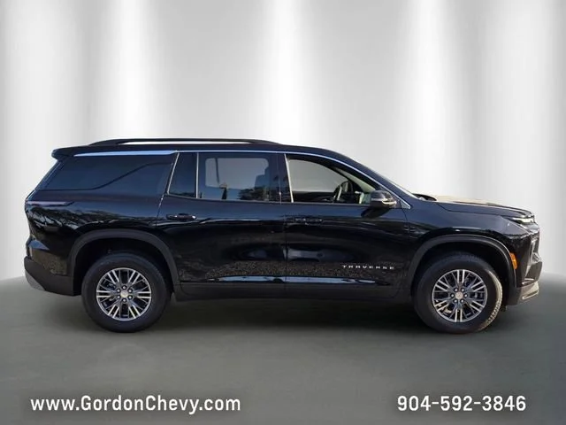 2026 Chevrolet Traverse LT - Photo 8