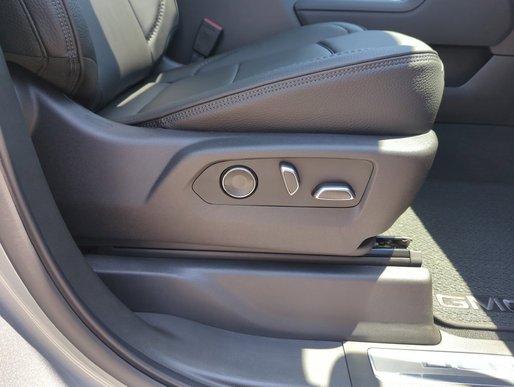 New 2026 Sterling Metallic GMC Denali image 37