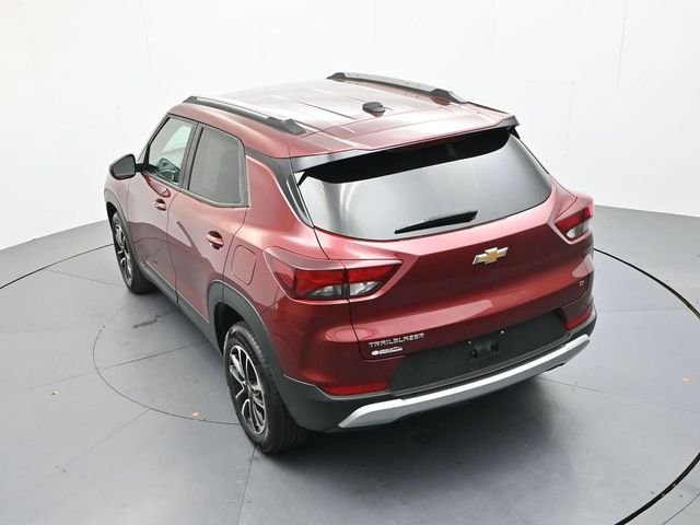 Used 2025 Crimson Chevrolet LT image 18