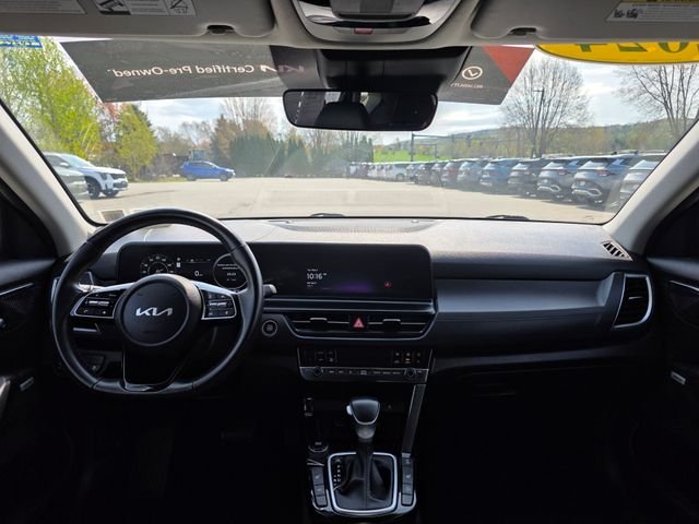 Used 2024 Steel Gray Kia SX image 18