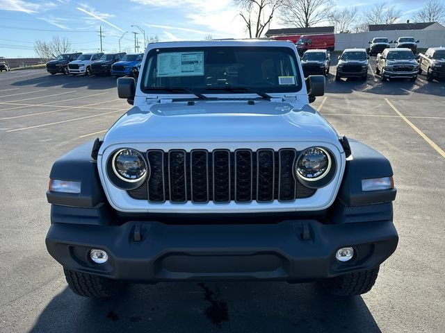New 2026 Bright White Clear-Coat Exterior Paint Jeep Sport S image 3