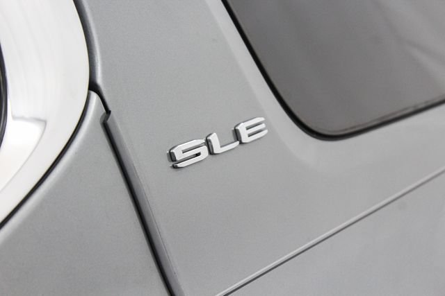 Used 2023 STERLING METALLIC GMC SLE image 12