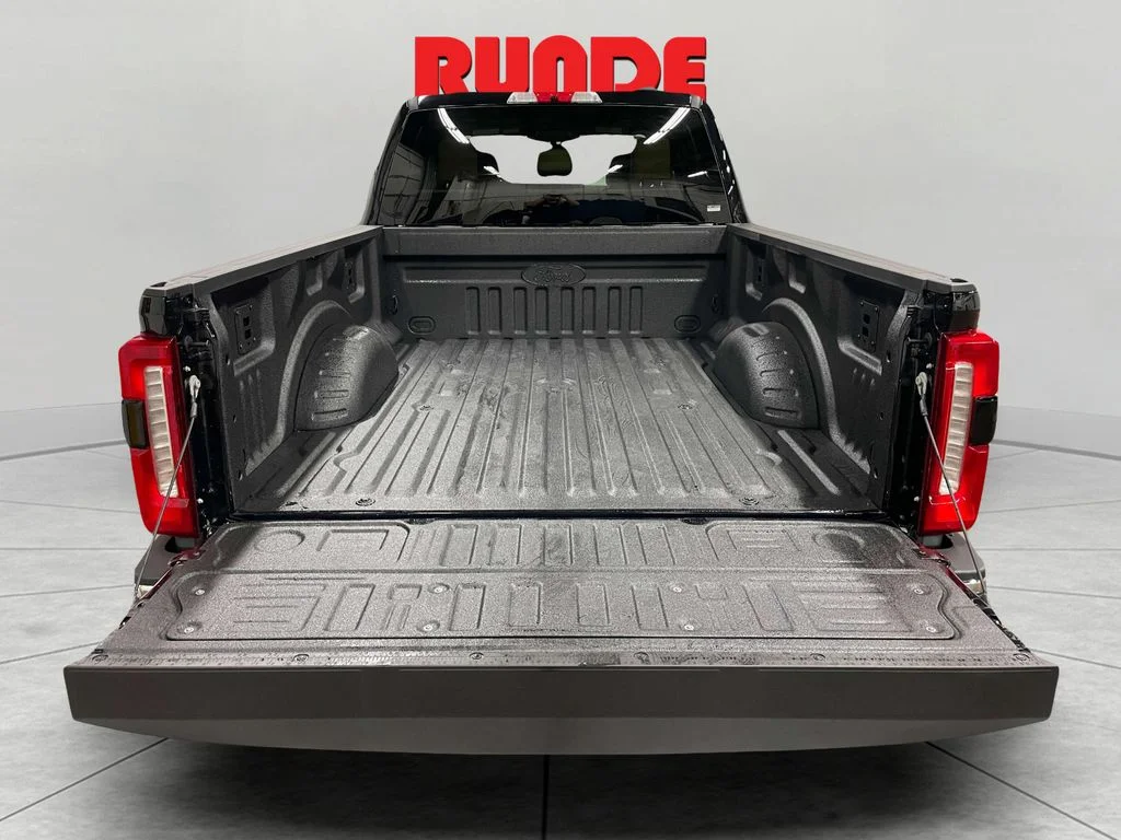 New 2026 Agate Black Metallic Ford F-250® Lariat® image 10