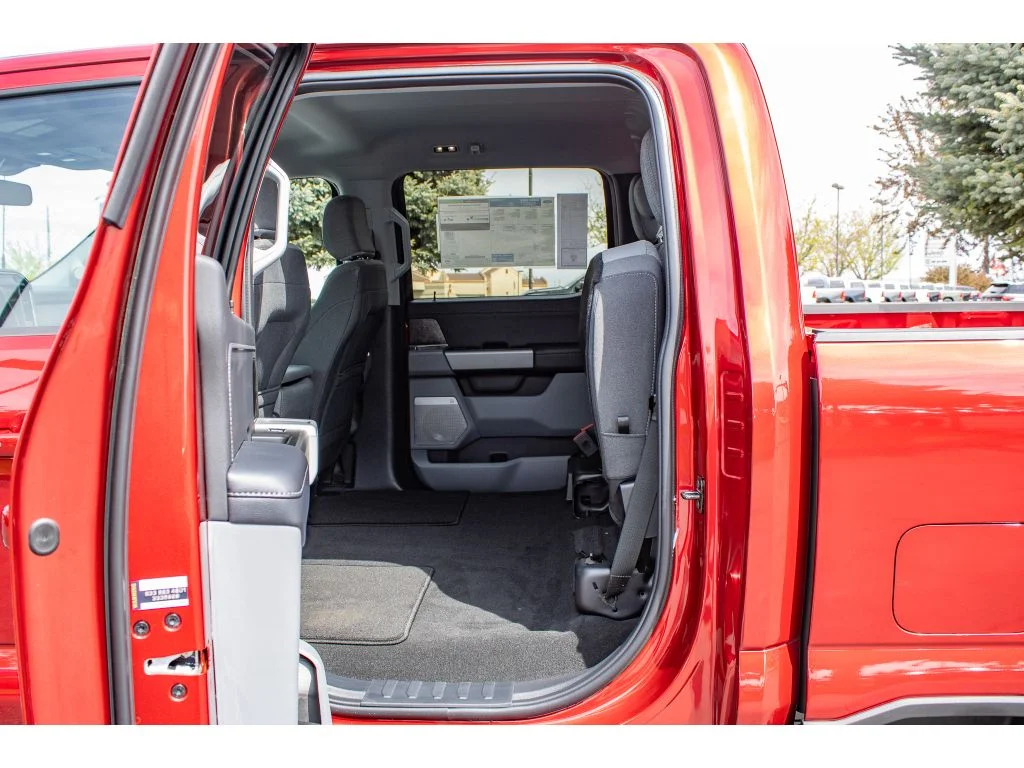 2026 Ford F-250 Super Duty XLT - Photo 18
