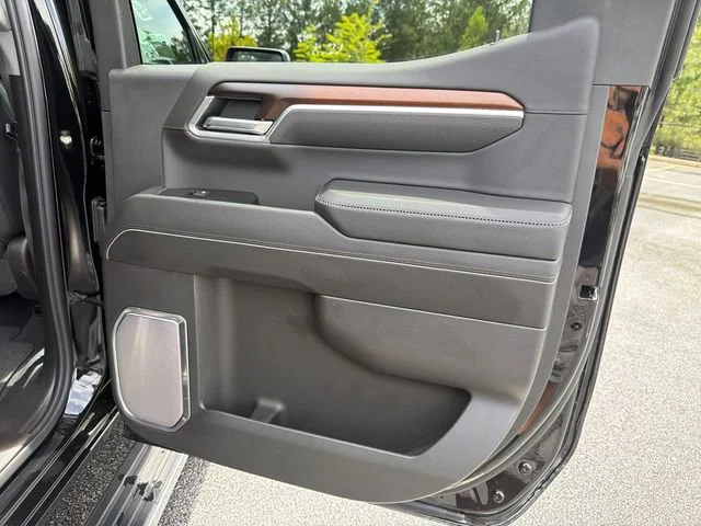 Used 2026 Onyx Black GMC Denali image 16