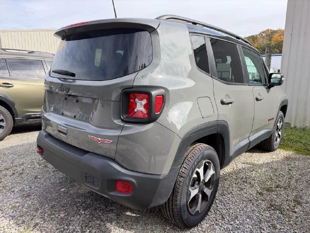 Used 2021 Gray Jeep Trailhawk image 14