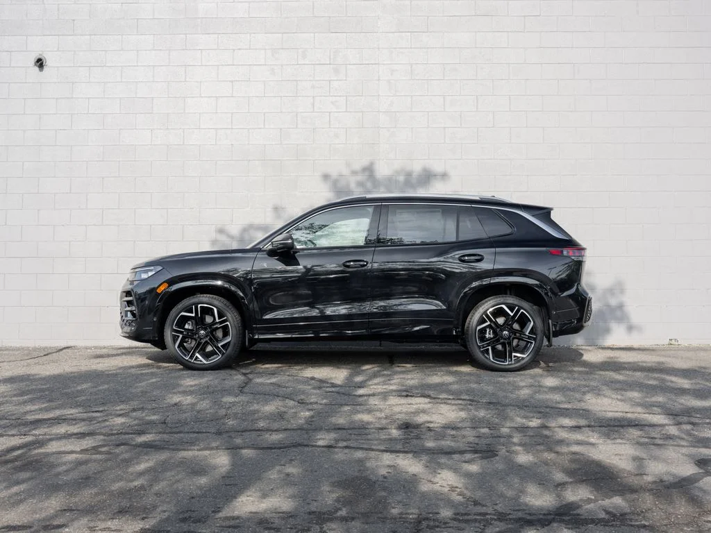 New 2026 Deep Black Pearl Volkswagen 2.0T SEL R-Line Turbo image 3