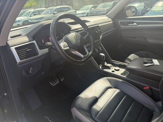 Certified Used 2023 Black Volkswagen 3.6L V6 SEL Premium R-Line image 10
