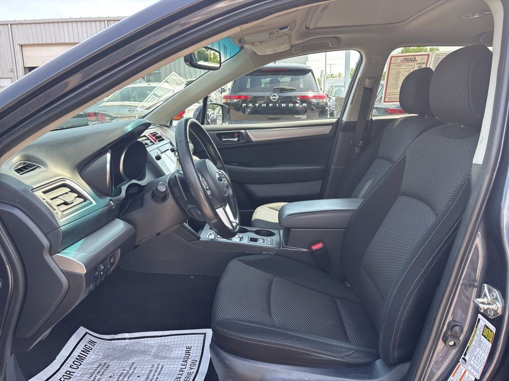 Used 2017 Gray Subaru 2.5i Premium image 20