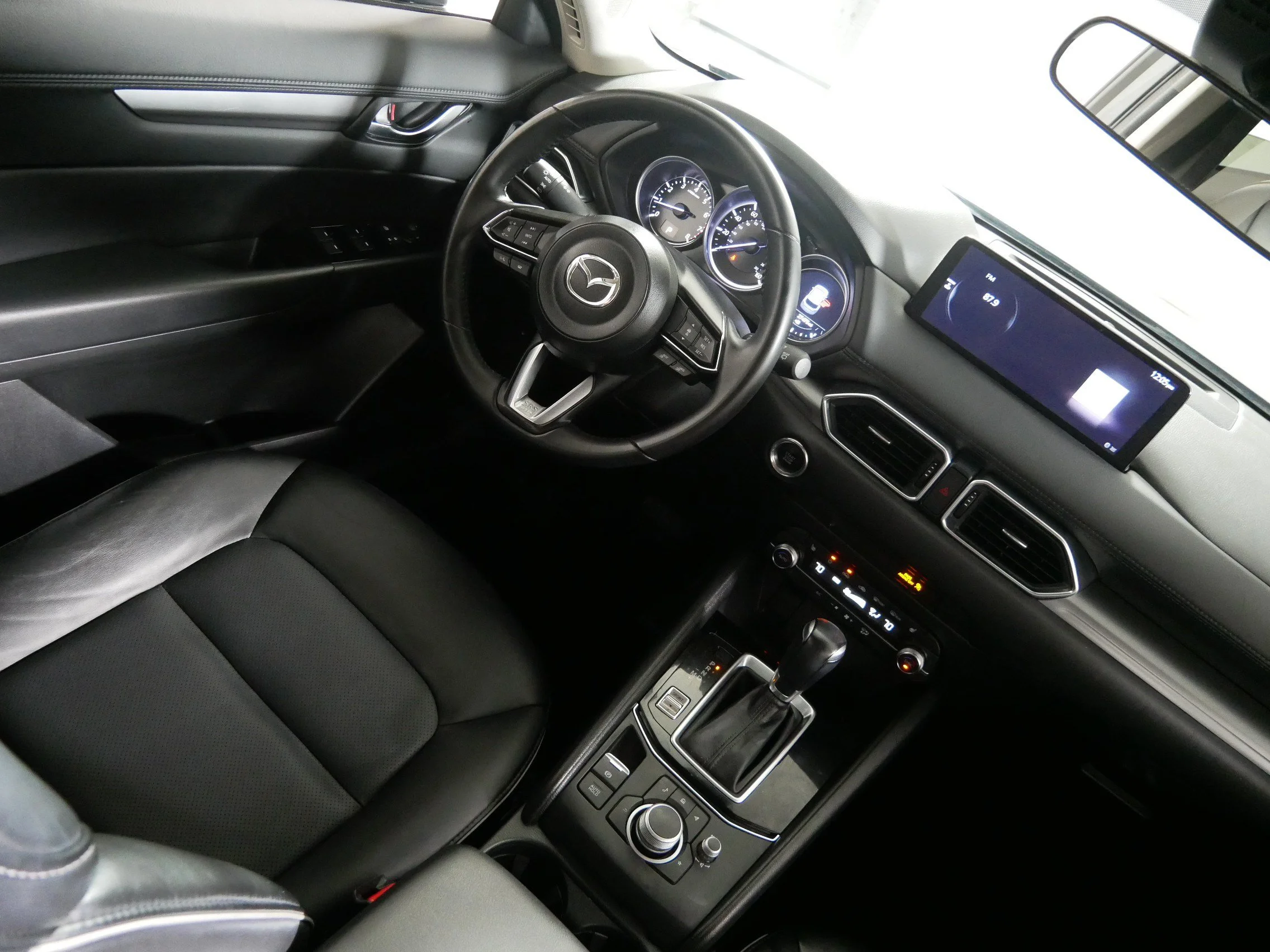 Used 2024 Machine Gray Metallic Mazda 2.5 S Select Package image 9