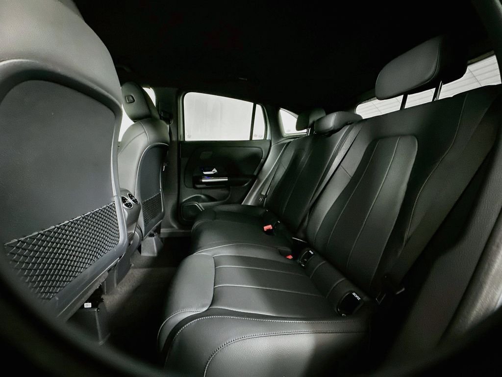 New 2026 Cirrus Silver Metallic Mercedes-Benz GLA 250 image 23