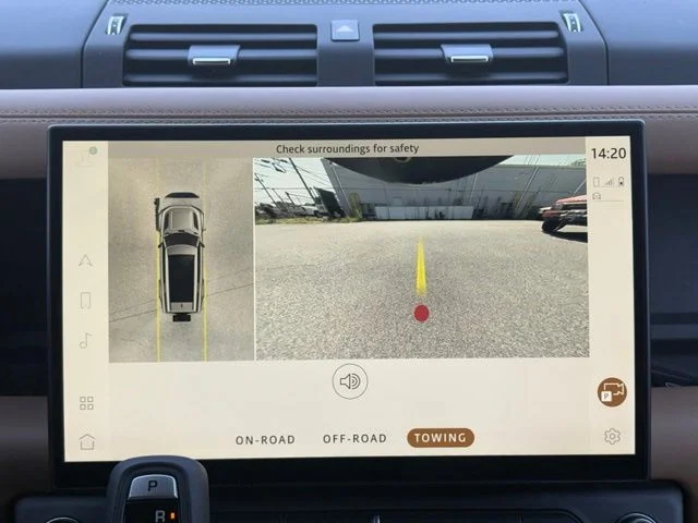 New 2026 Woolstone Green Land Rover X-Dynamic SE image 31