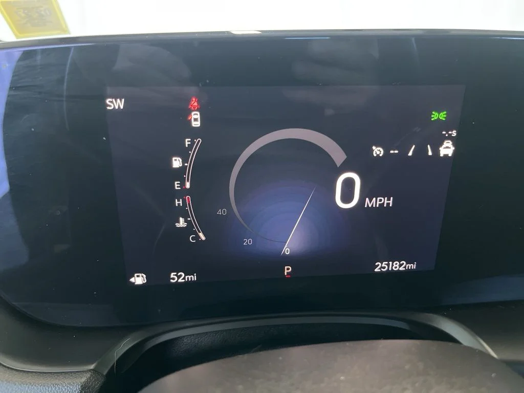 Used 2024 Blue Buick Preferred image 8