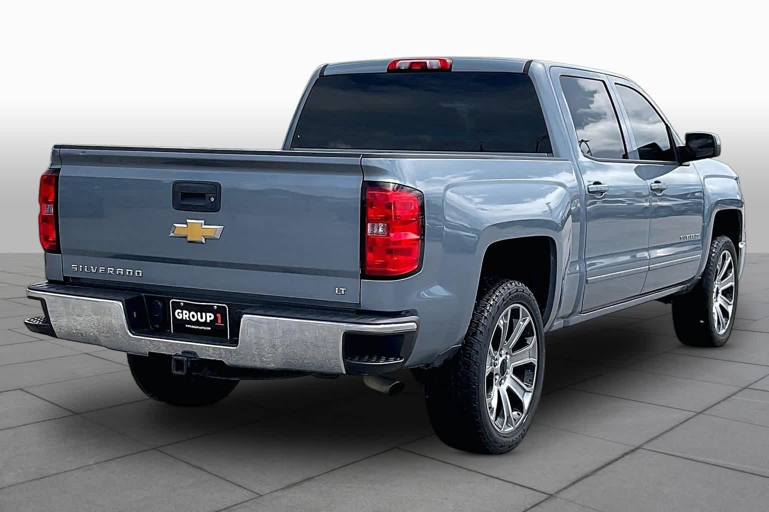 Used 2015 Slate Grey Metallic Chevrolet LT image 13