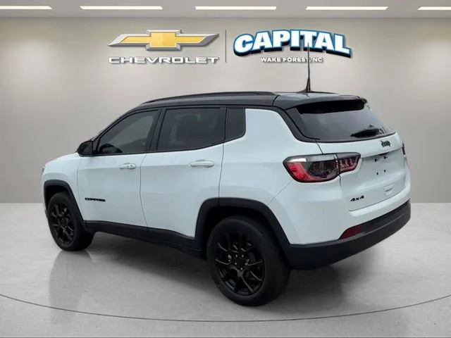 Used 2023 White Jeep Altitude 4x4 image 4