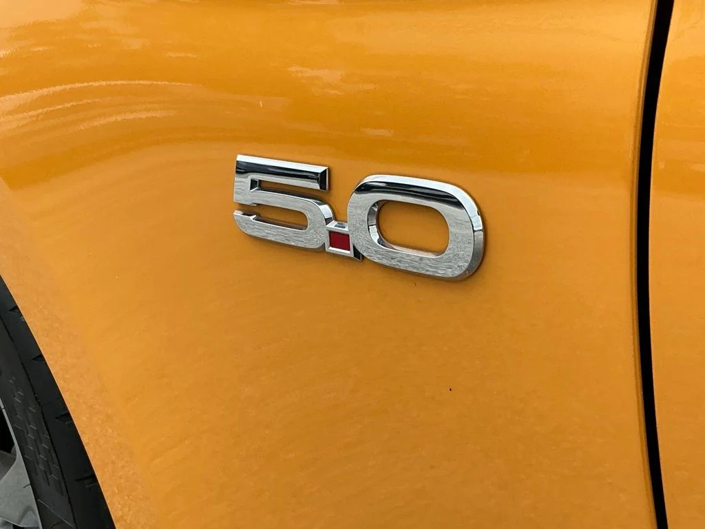 Used 2022  Ford GT Premium image 35