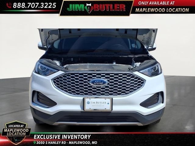 Used 2024  Ford SEL image 25