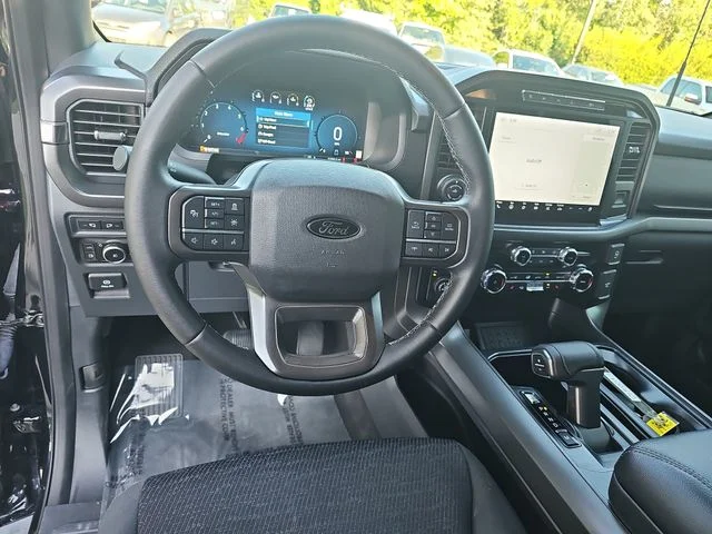 Used 2024 Black Ford XLT image 14